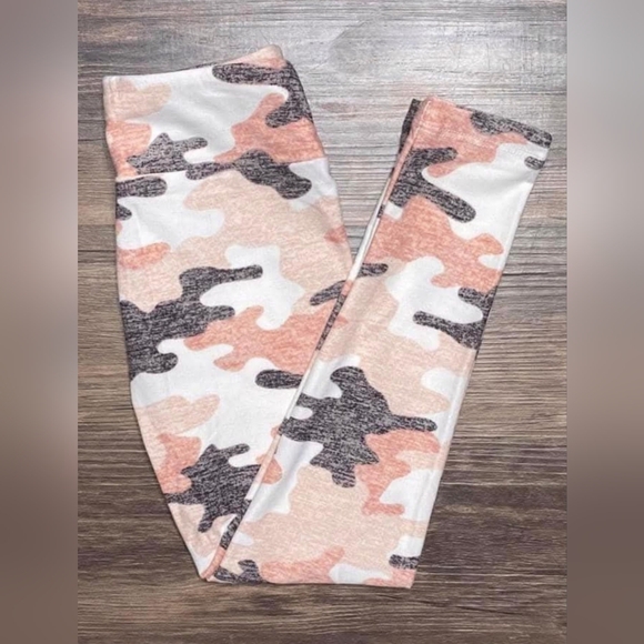 Lularoe kids sm leggings - Picture 3 of 3